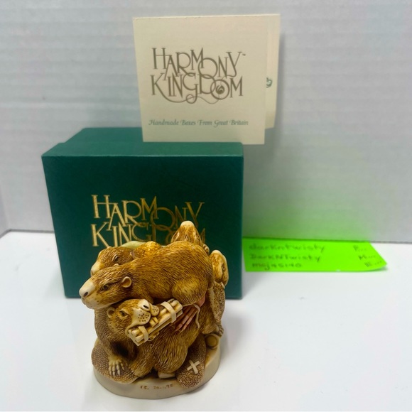 BNIB RARE Vintage Harmony Kingdom Treasure Zest Beavers Trinket Box - Picture 3 of 16